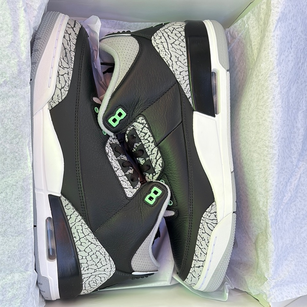 Jordan Black and Gray Sneakers with Air Cushioning